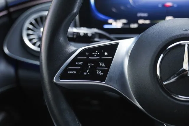 Mercedes-Benz EQE photo 22