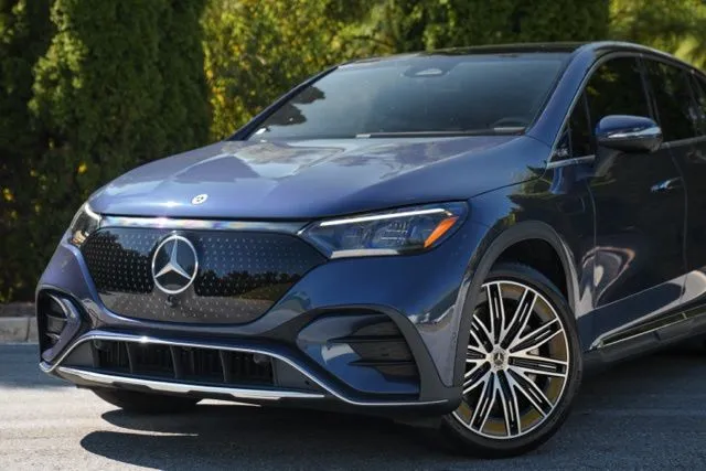 Mercedes-Benz EQE photo 2