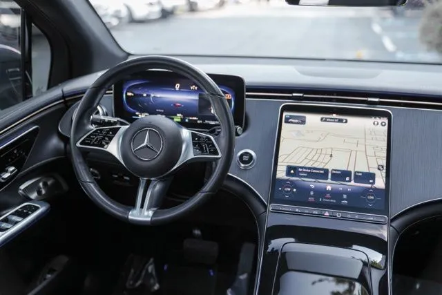 Mercedes-Benz EQE photo 18