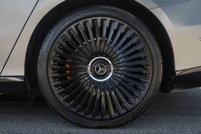 Mercedes-Benz AMG EQS photo 18