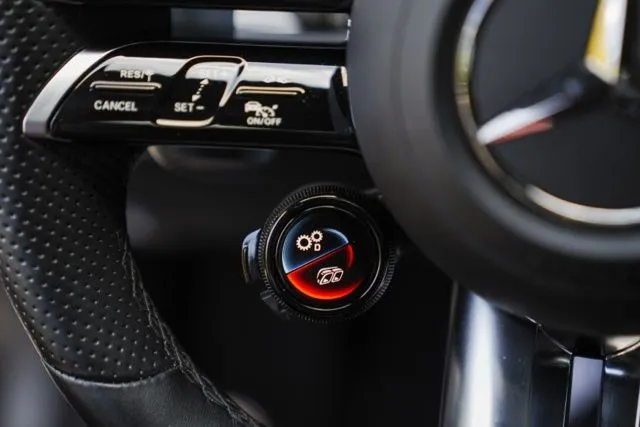Mercedes-Benz AMG GT 53 photo 30