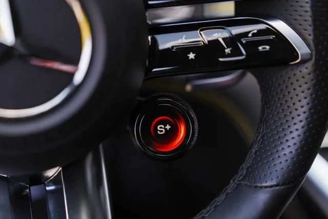 Mercedes-Benz AMG GT 53 photo 31