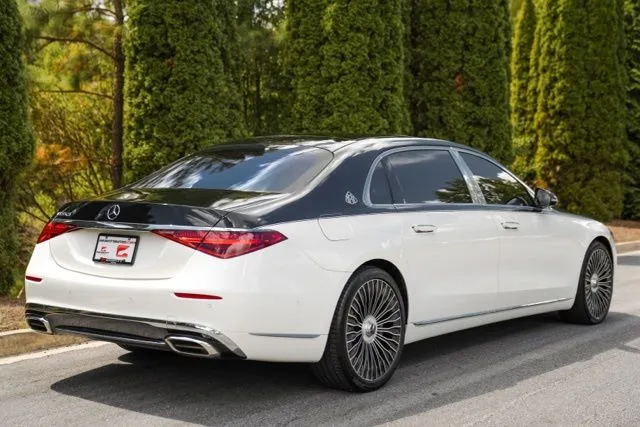 Mercedes-Benz S-Class photo 12