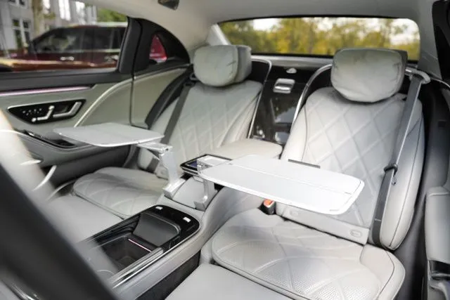 Mercedes-Benz S-Class photo 56