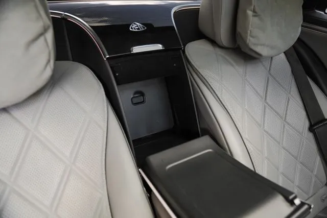 Mercedes-Benz S-Class photo 60