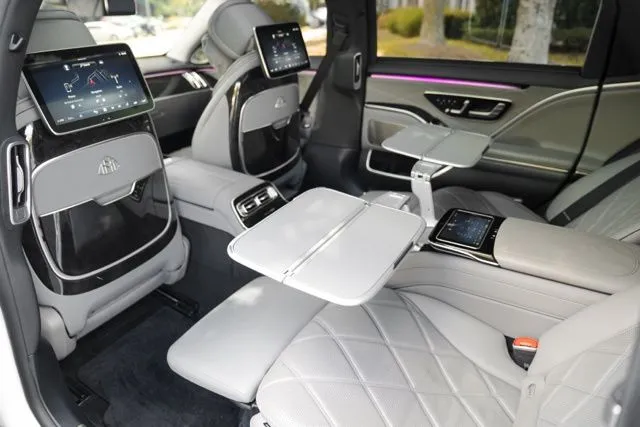 Mercedes-Benz S-Class photo 54