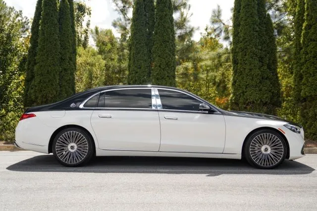 Mercedes-Benz S-Class photo 8