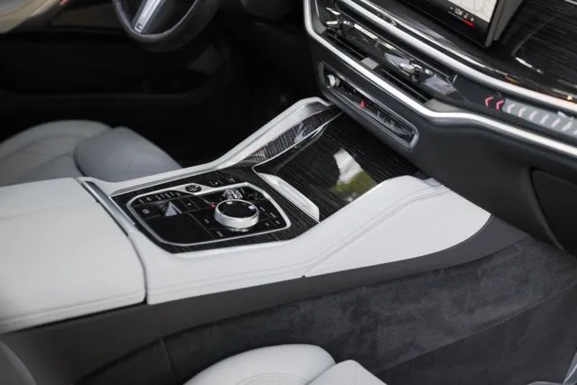 BMW X6 photo 32