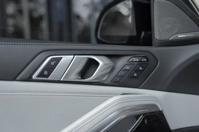 BMW X6 photo 42