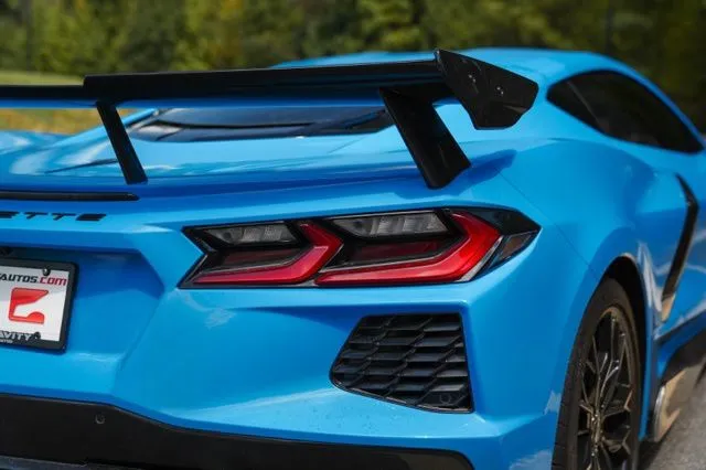 Chevrolet Corvette photo 14