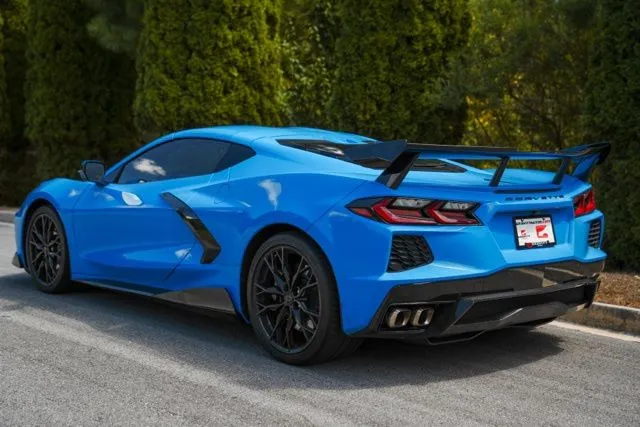 Chevrolet Corvette photo 11