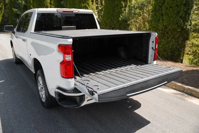 Chevrolet Silverado photo 15
