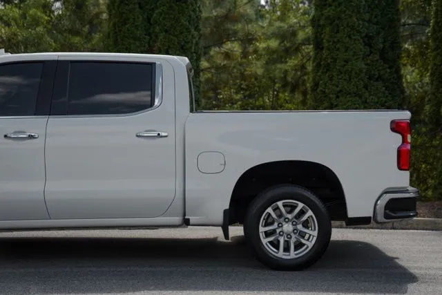 Chevrolet Silverado photo 7