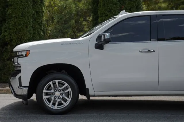 Chevrolet Silverado photo 6