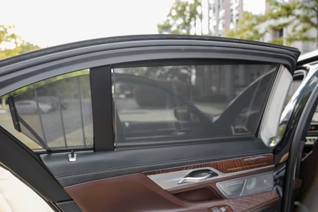 BMW 7 Series photo 42