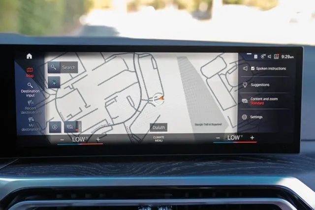 BMW i4 photo 29