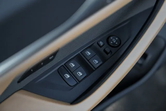 BMW i4 photo 42