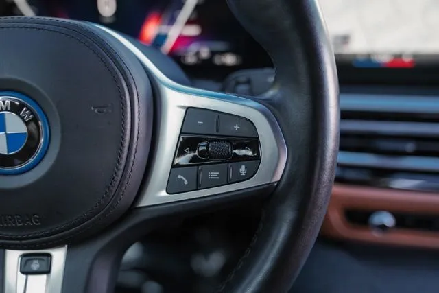 BMW i4 photo 27