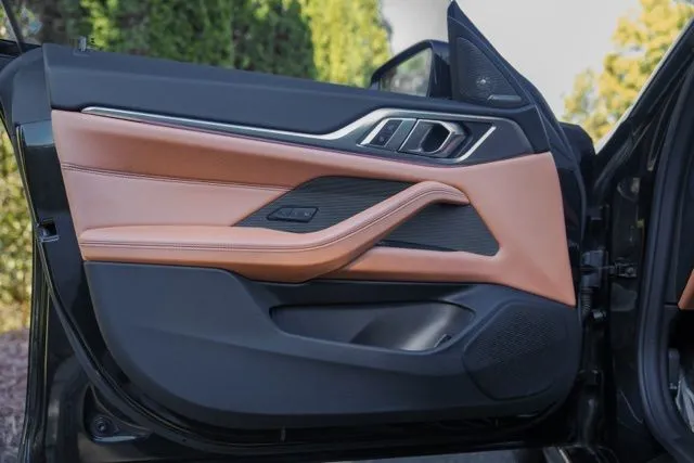 BMW i4 photo 40