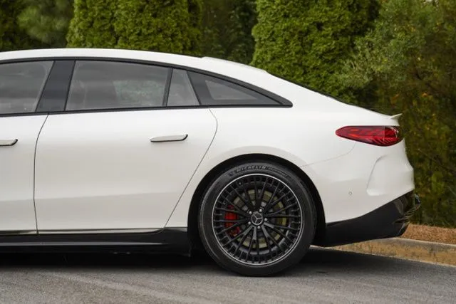 Mercedes-Benz AMG EQS photo 7