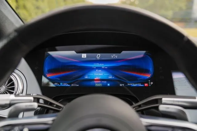 Mercedes-Benz AMG EQS photo 31