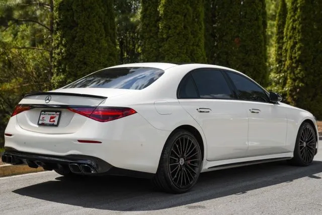 Mercedes-Benz S-Class photo 16