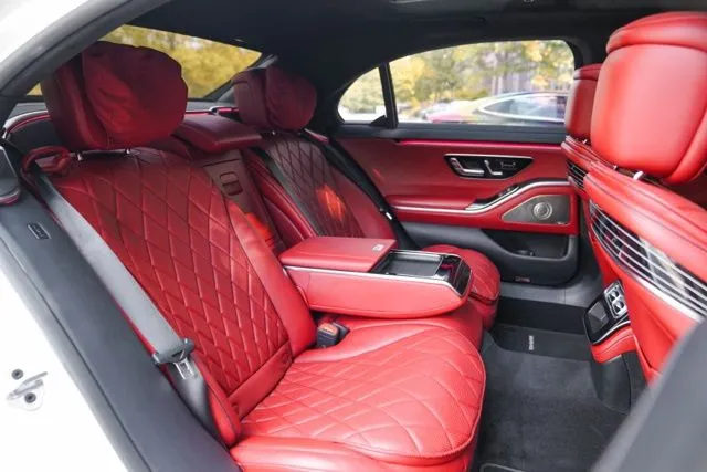 Mercedes-Benz S-Class photo 46