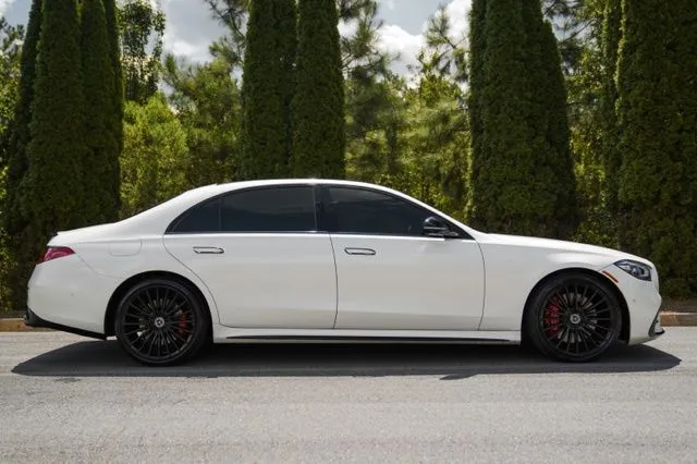 Mercedes-Benz S-Class photo 12