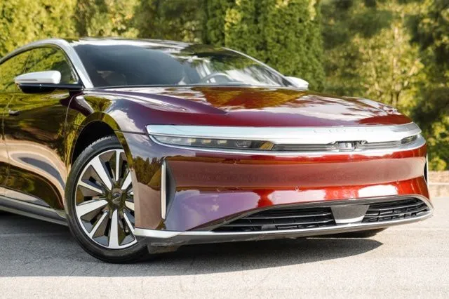 Lucid Air photo 6