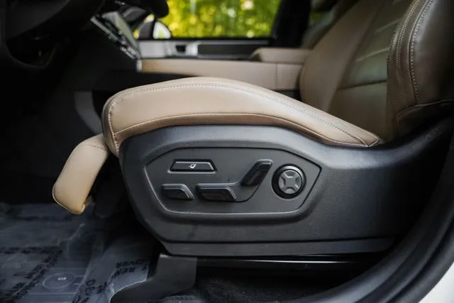 Hyundai Santa Fe Hybrid photo 34