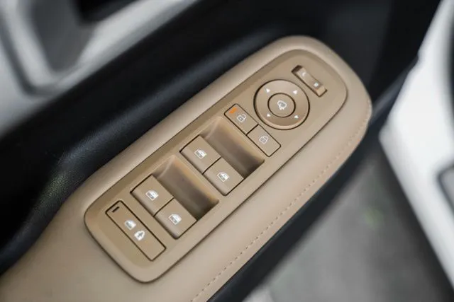 Hyundai Santa Fe Hybrid photo 44