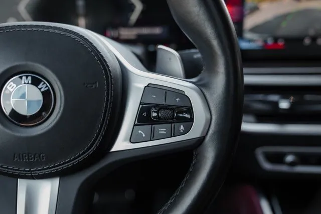 BMW X6 photo 28