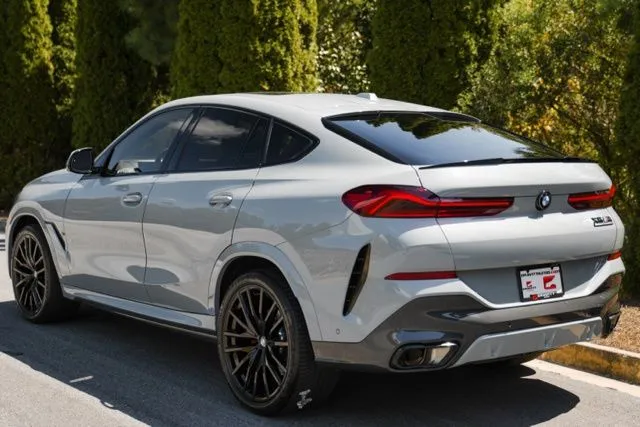 BMW X6 photo 11