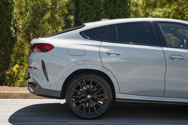 BMW X6 photo 9