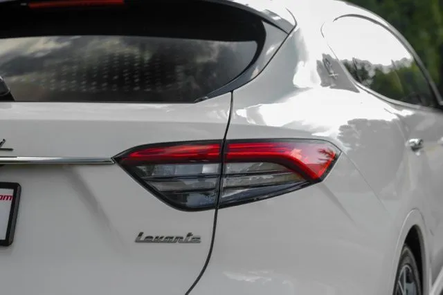 Maserati Levante photo 13