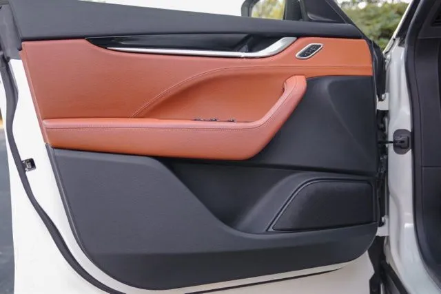 Maserati Levante photo 42