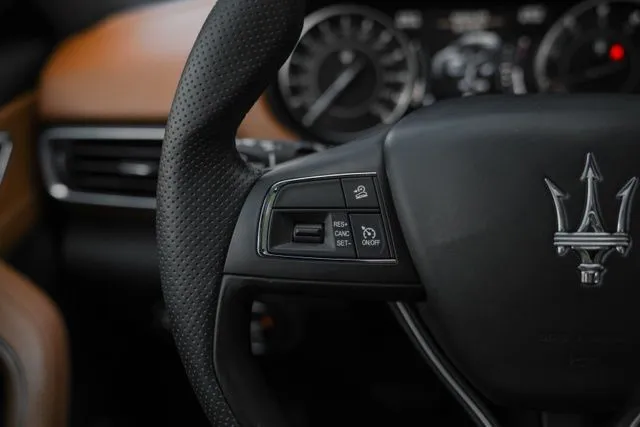 Maserati Levante photo 25