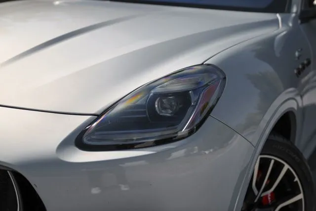 Maserati Grecale photo 4