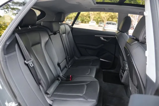Audi Q8 photo 39