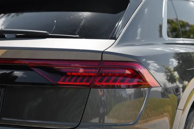 Audi Q8 photo 13