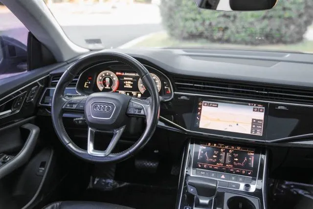Audi Q8 photo 22