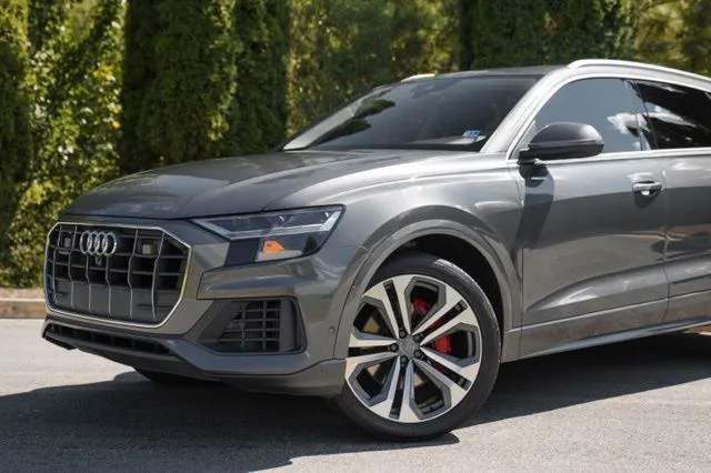 Audi Q8 photo 3