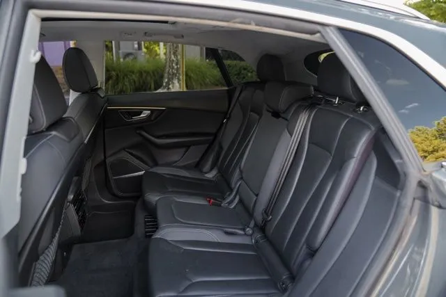 Audi Q8 photo 38