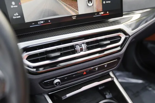 BMW M4 photo 36