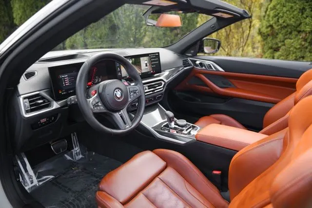 BMW M4 photo 22