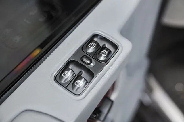 Mercedes-Benz G-Class photo 47