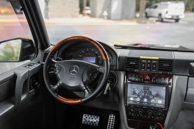 Mercedes-Benz G-Class photo 29