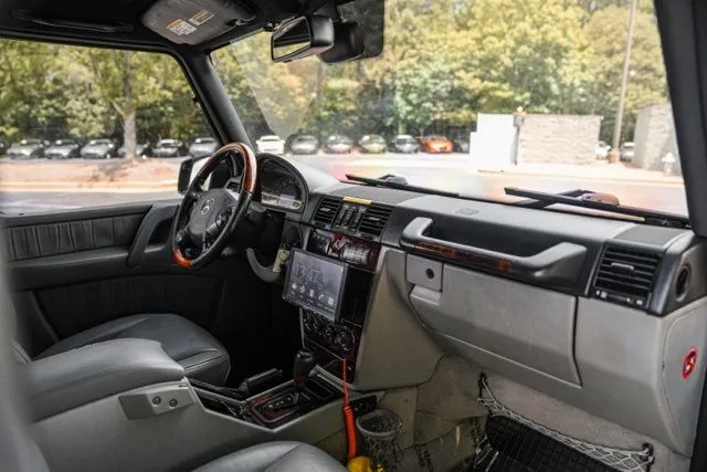 Mercedes-Benz G-Class photo 28