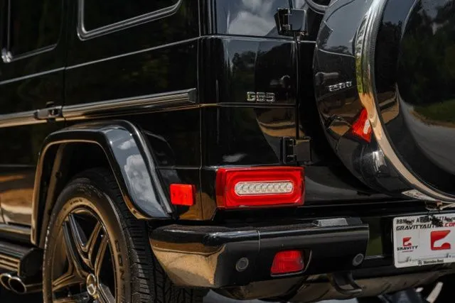 Mercedes-Benz G-Class photo 16