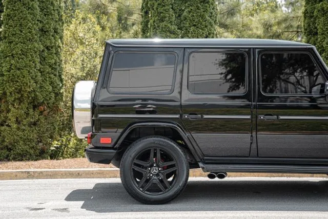 Mercedes-Benz G-Class photo 14